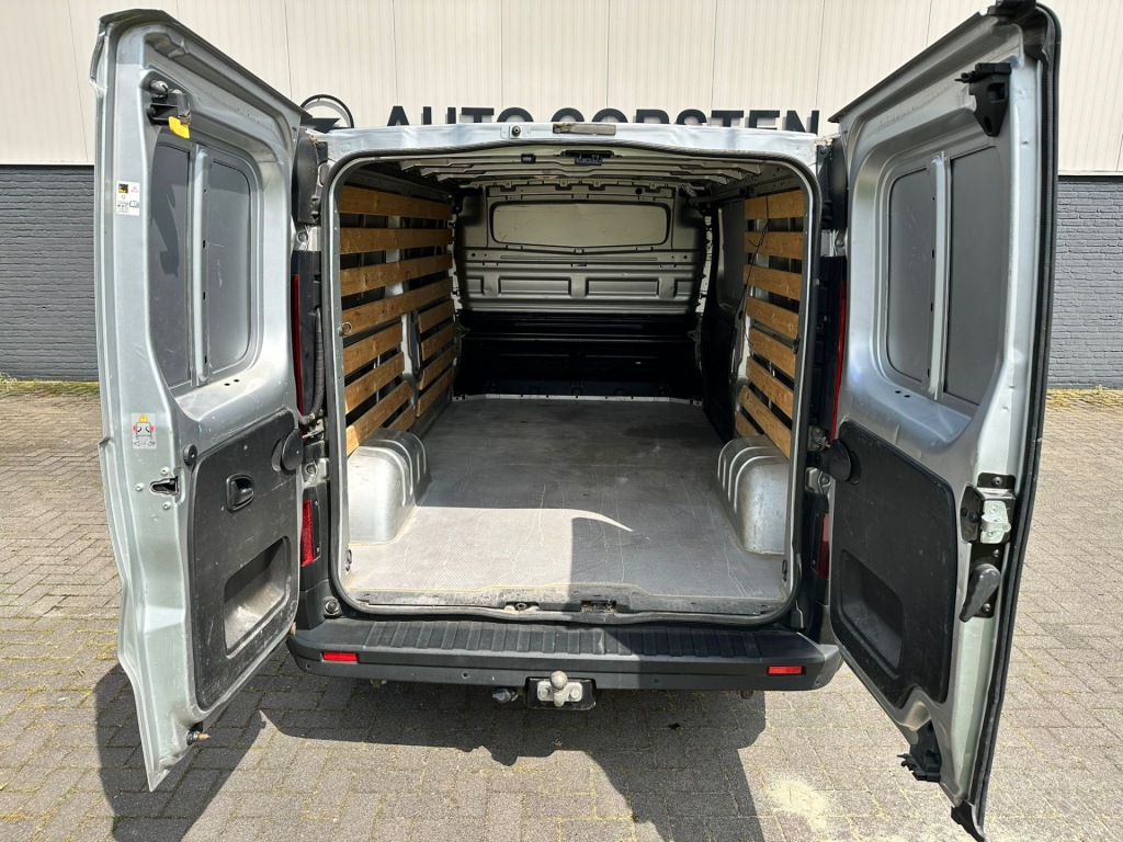 OPEL-VIVARO-CDTi 3-Zits L2H1 Lengte 2 !! Navi Airco Trekhaak PDC DAB Elektr.Ramen+Spiegels+Verwarmd+Centr.Vergr. Schuifdeur-R Betonplex Lat-
