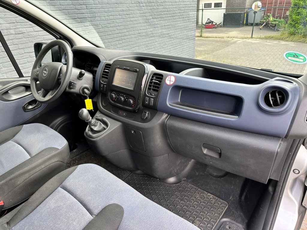 OPEL-VIVARO-CDTi 3-Zits L2H1 Lengte 2 !! Navi Airco Trekhaak PDC DAB Elektr.Ramen+Spiegels+Verwarmd+Centr.Vergr. Schuifdeur-R Betonplex Lat-