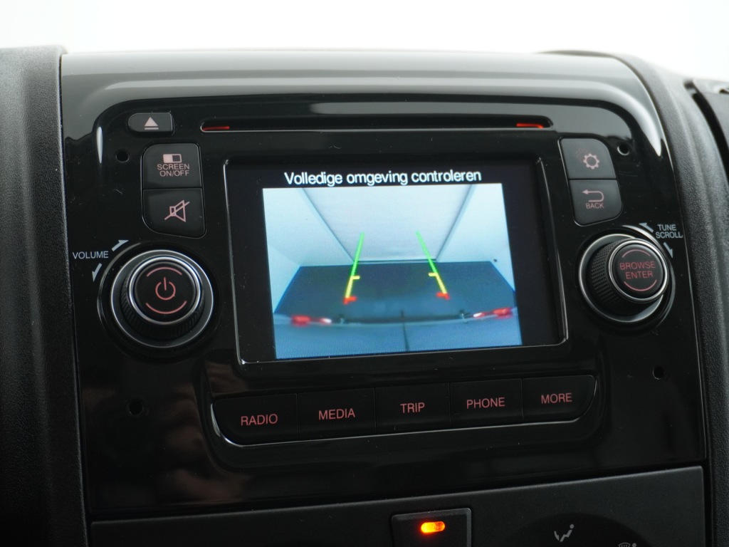 PEUGEOT-BOXER-333 2.0HDI 3-Pers. Camera Airco Trekhaak Cruise-Control Schuifdeur-R. Betonplex Lat-Om-Lat Premium CruiseControl ESP Elektr.Spie