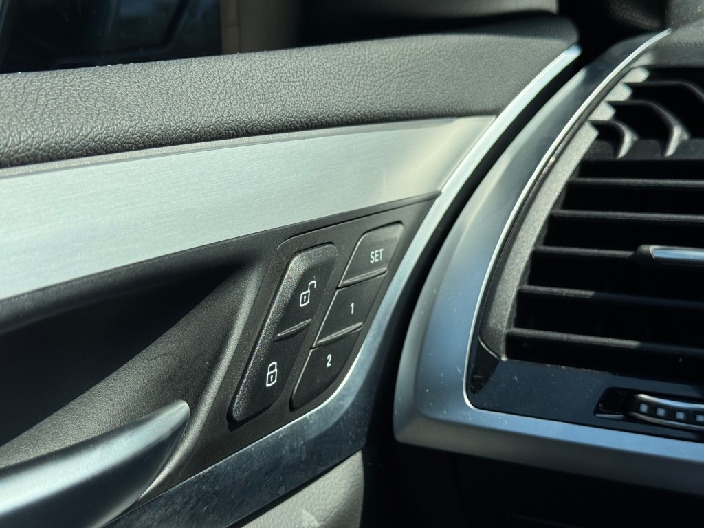 BMW-X3-M40i X-Drive 354Pk High Executive HUD Panodak Camera