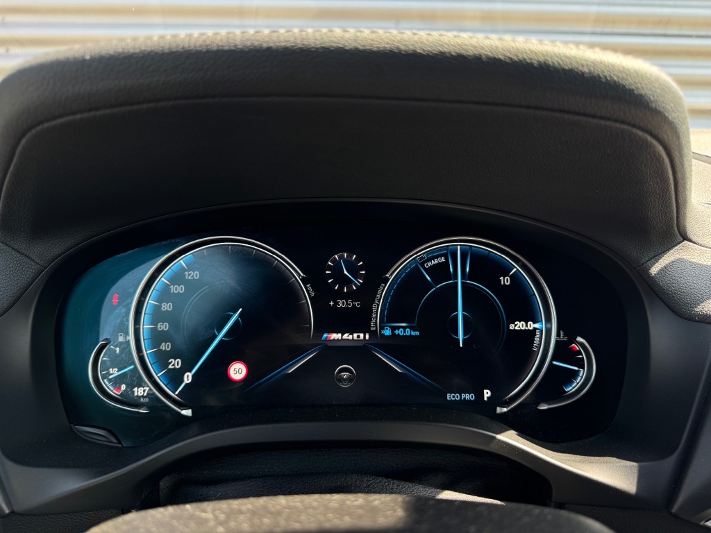 BMW-X3-M40i X-Drive 354Pk High Executive HUD Panodak Camera