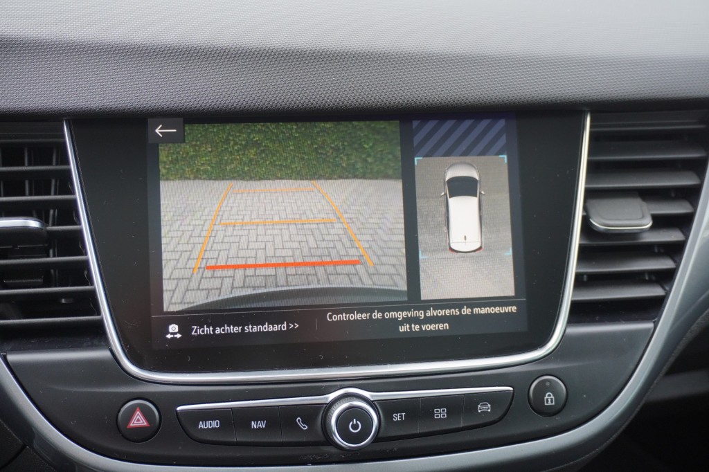 OPEL-CROSSLAND-1.2 Turbo Elegance / Pano / Camera + PDC / Zwart dak / Navi / LED / DAB+