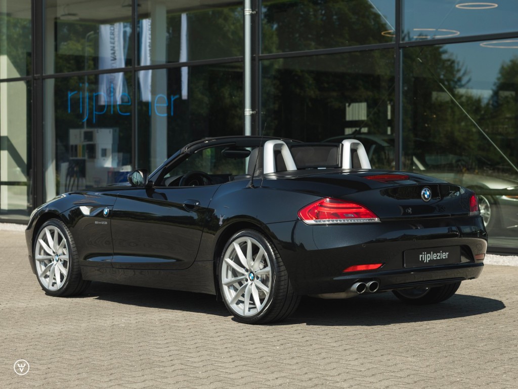 BMW-Z4-Roadster sDrive23i Sportaut. - Prof Navi etc