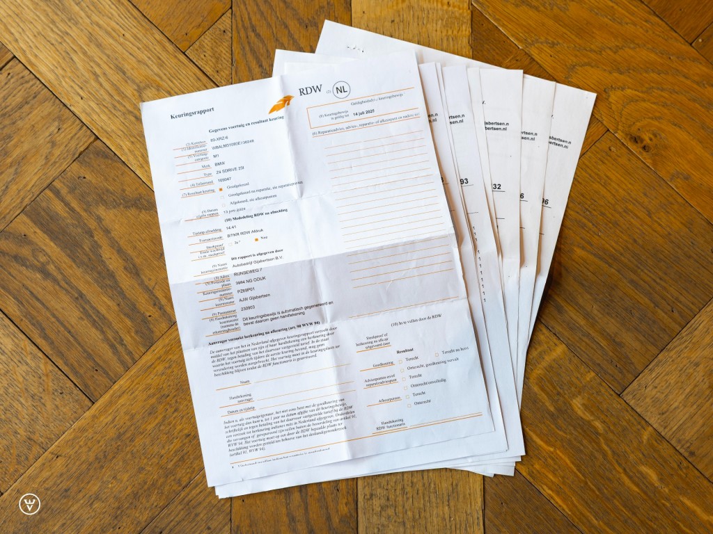 BMW-Z4-Roadster sDrive23i Sportaut. - Prof Navi etc