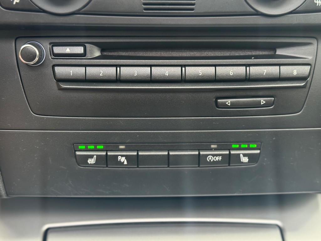 BMW-3-SERIE-320i TOURING / AIRCO NAVIGATIE PANORAMA XENON PDC-RONDOM