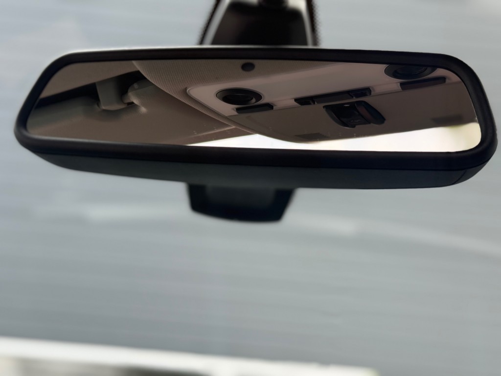 BMW-3-SERIE-320i TOURING / AIRCO NAVIGATIE PANORAMA XENON PDC-RONDOM