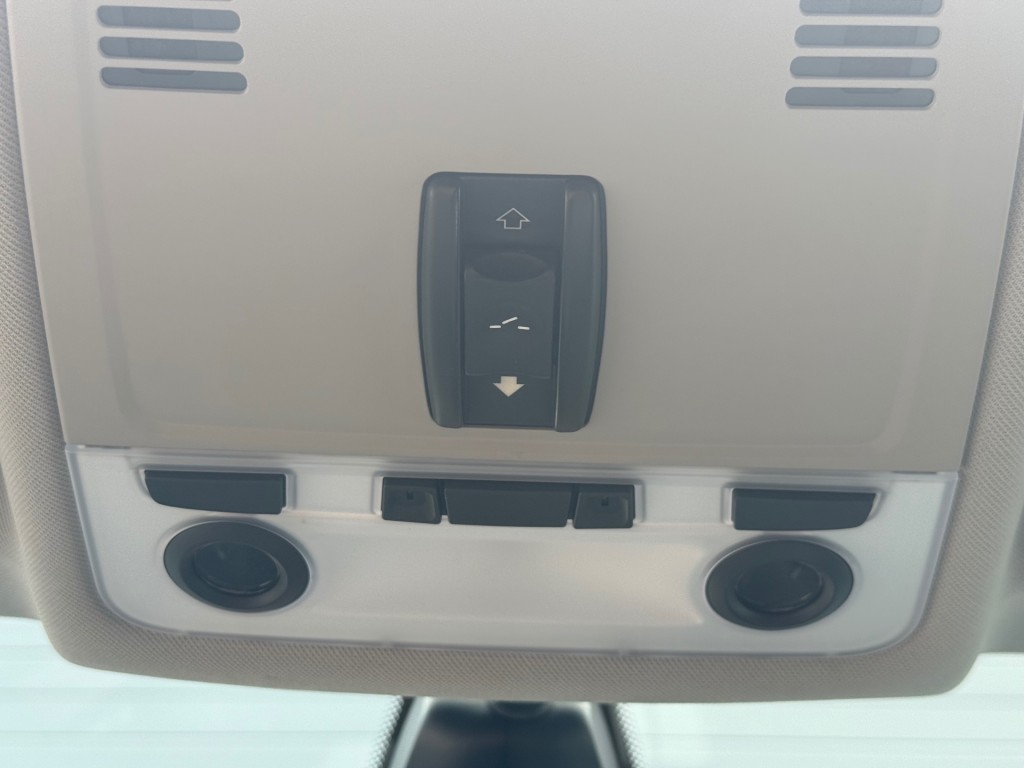 BMW-3-SERIE-320i TOURING / AIRCO NAVIGATIE PANORAMA XENON PDC-RONDOM