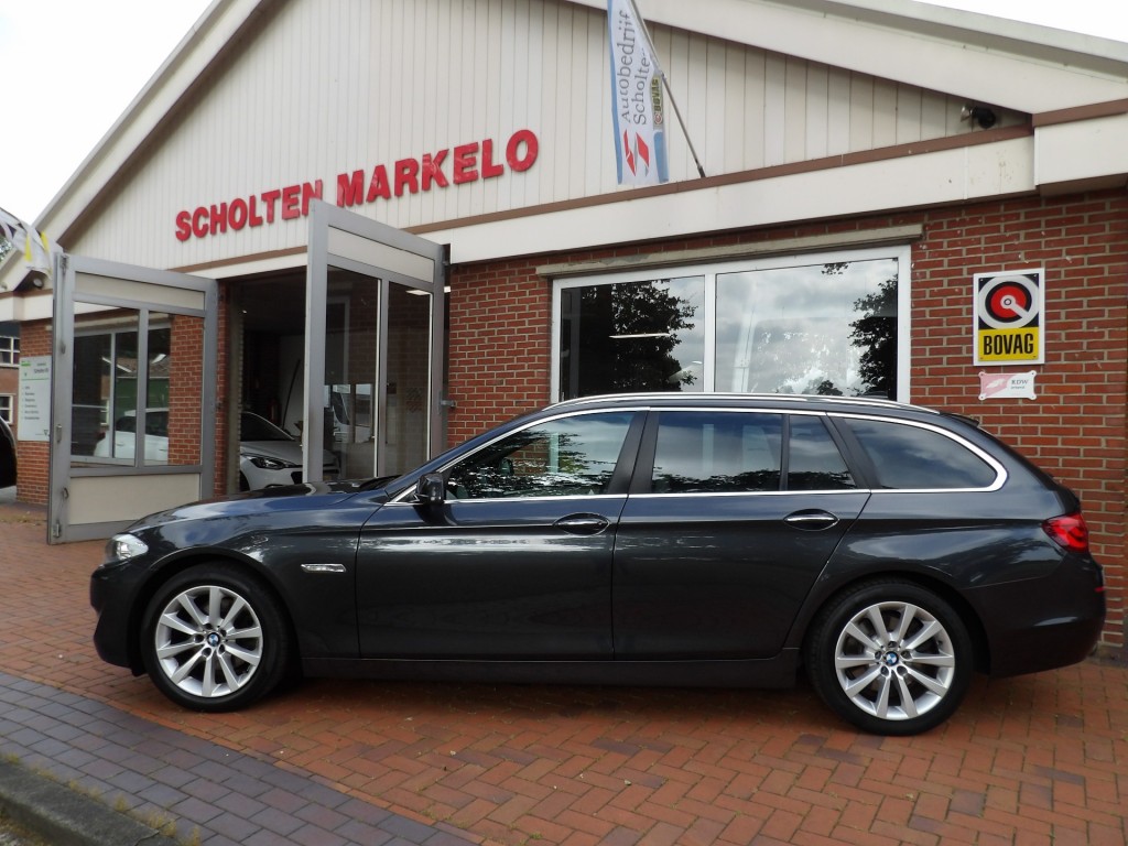 BMW-5-SERIE-520i High Executive TOURING