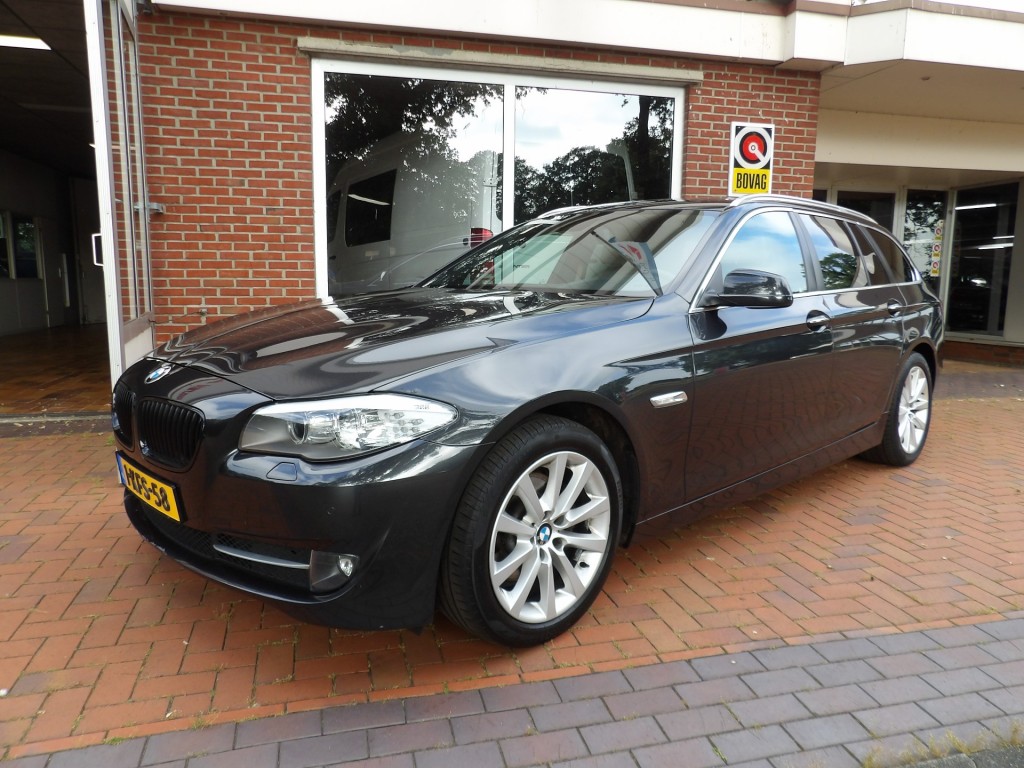BMW-5-SERIE-520i High Executive TOURING