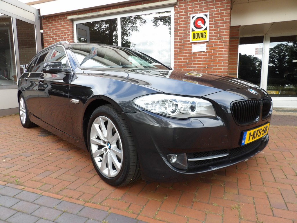 BMW-5-SERIE-520i High Executive TOURING