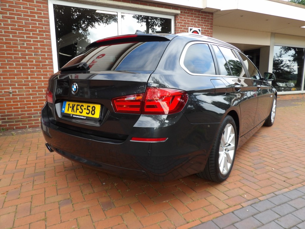 BMW-5-SERIE-520i High Executive TOURING