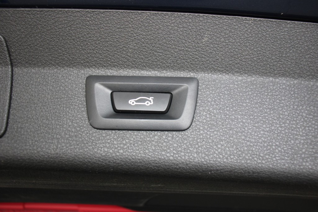 BMW-2-SERIE GRAN TOURER-218i High Executive 7 Persoons - Camera, Leer, Stoelverw.