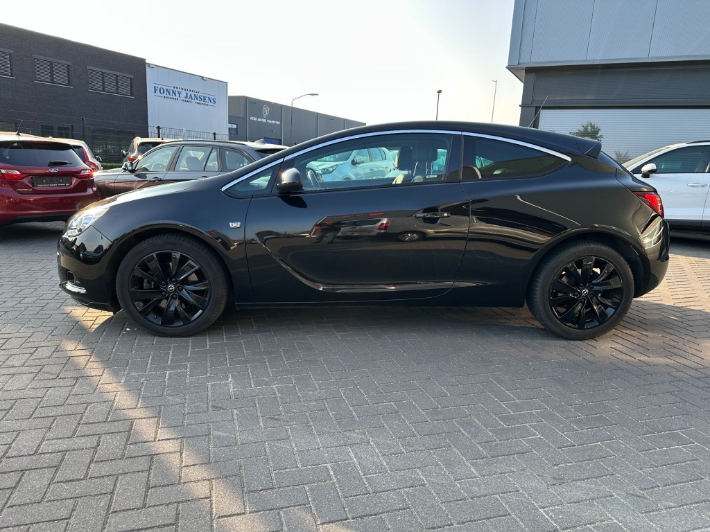 OPEL-ASTRA-1.4 T GTC Black Edition Clima Leder Trekhaak
