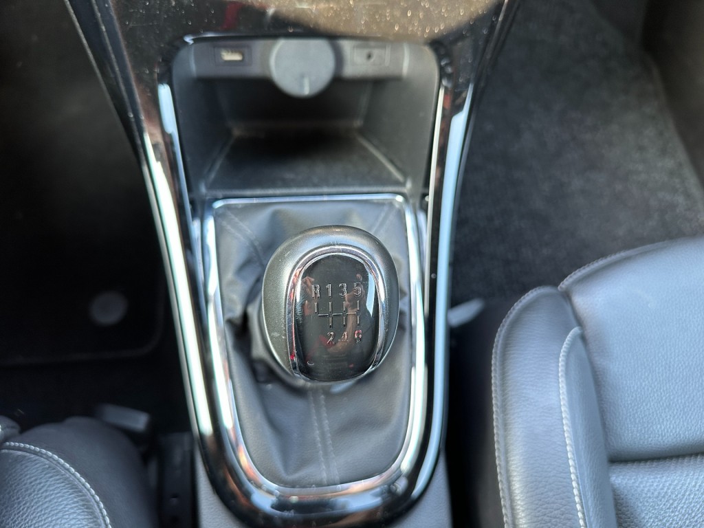 OPEL-ASTRA-1.4 T GTC Black Edition Clima Leder Trekhaak