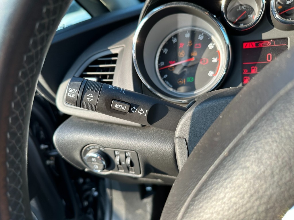 OPEL-ASTRA-1.4 T GTC Black Edition Clima Leder Trekhaak