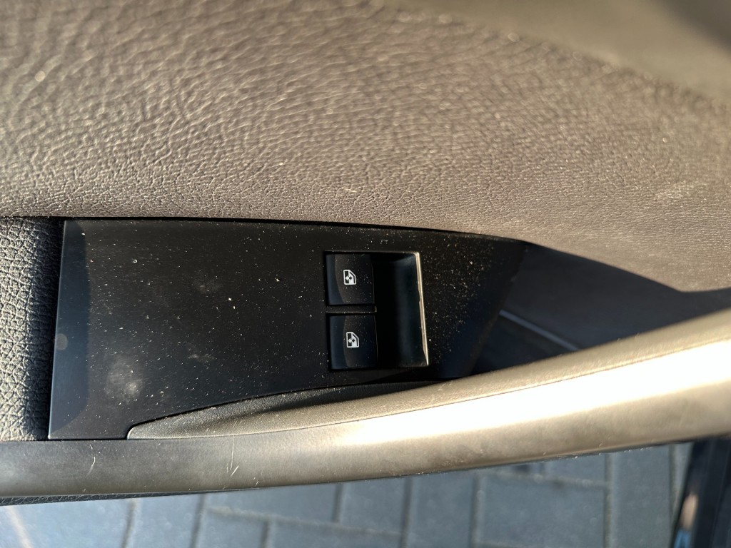 OPEL-ASTRA-1.4 T GTC Black Edition Clima Leder Trekhaak