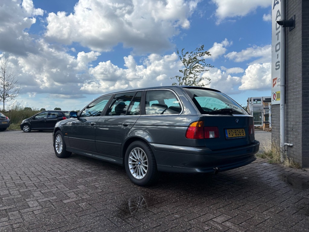 BMW-5-SERIE-525I