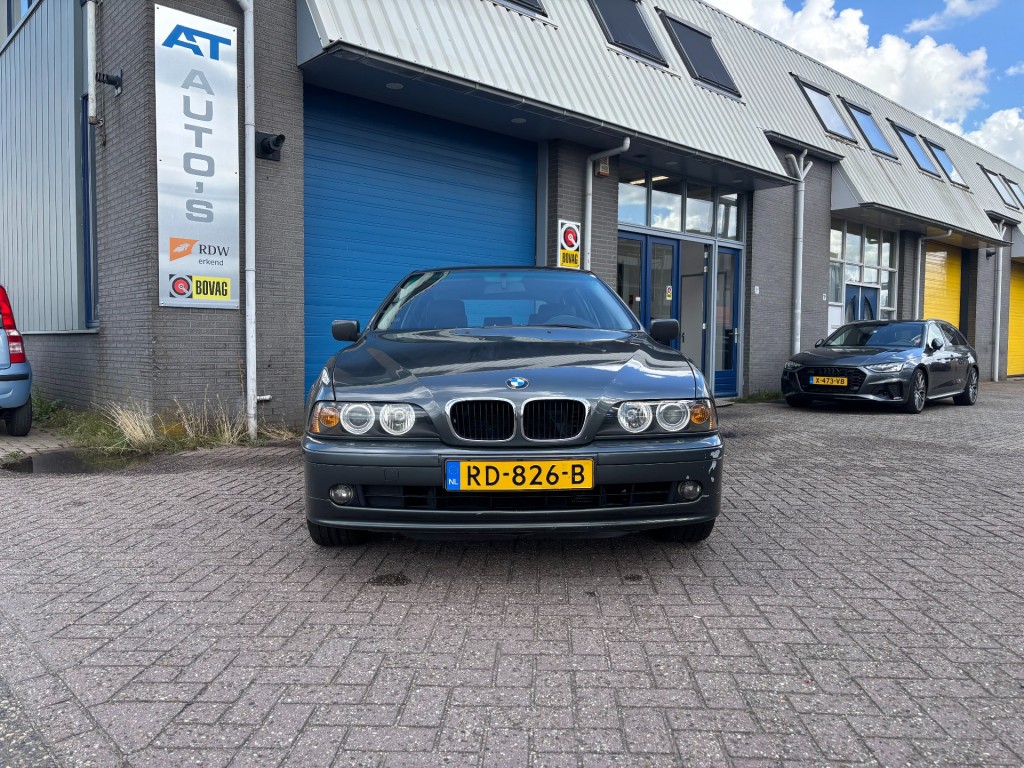 BMW-5-SERIE-525I