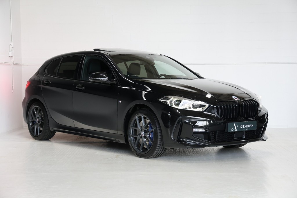 BMW-1-SERIE-118i M-Sport Aut. NAP/Pano/Stoelvw/Cam/Trekhaak