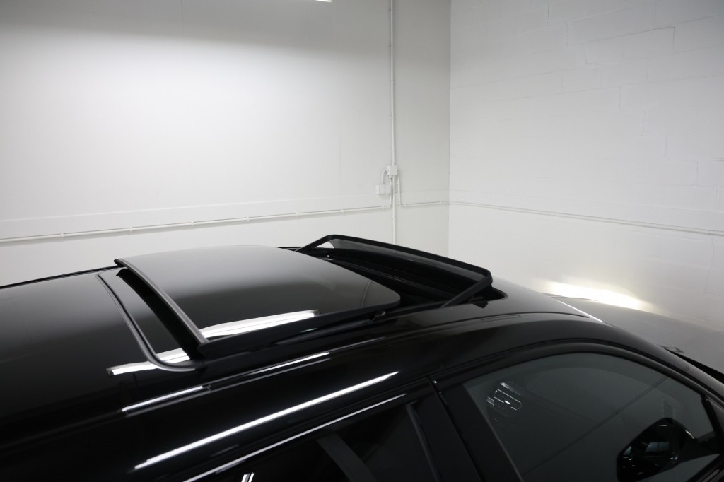 BMW-1-SERIE-118i M-Sport Aut. NAP/Pano/Stoelvw/Cam/Trekhaak