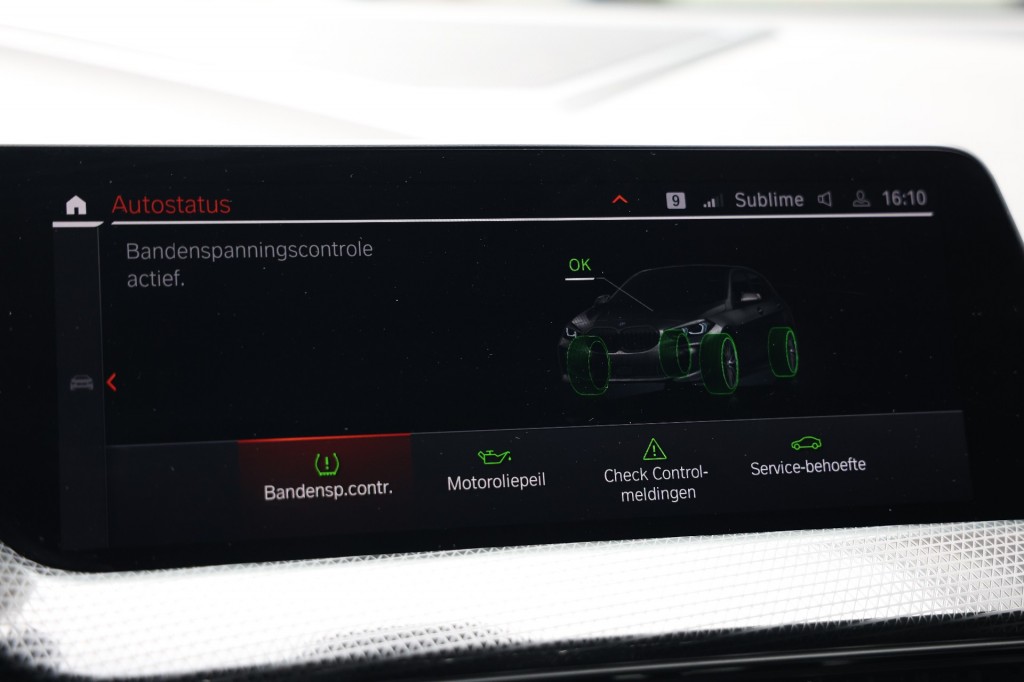 BMW-1-SERIE-118i M-Sport Aut. NAP/Pano/Stoelvw/Cam/Trekhaak