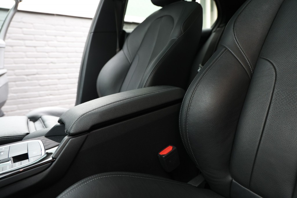 BMW-1-SERIE-118i M-Sport Aut. NAP/Pano/Stoelvw/Cam/Trekhaak