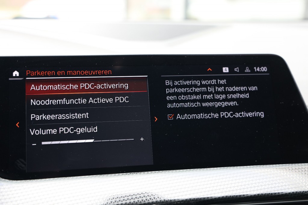 BMW-1-SERIE-118i M-Sport Aut. NAP/Pano/Stoelvw/Cam/Trekhaak