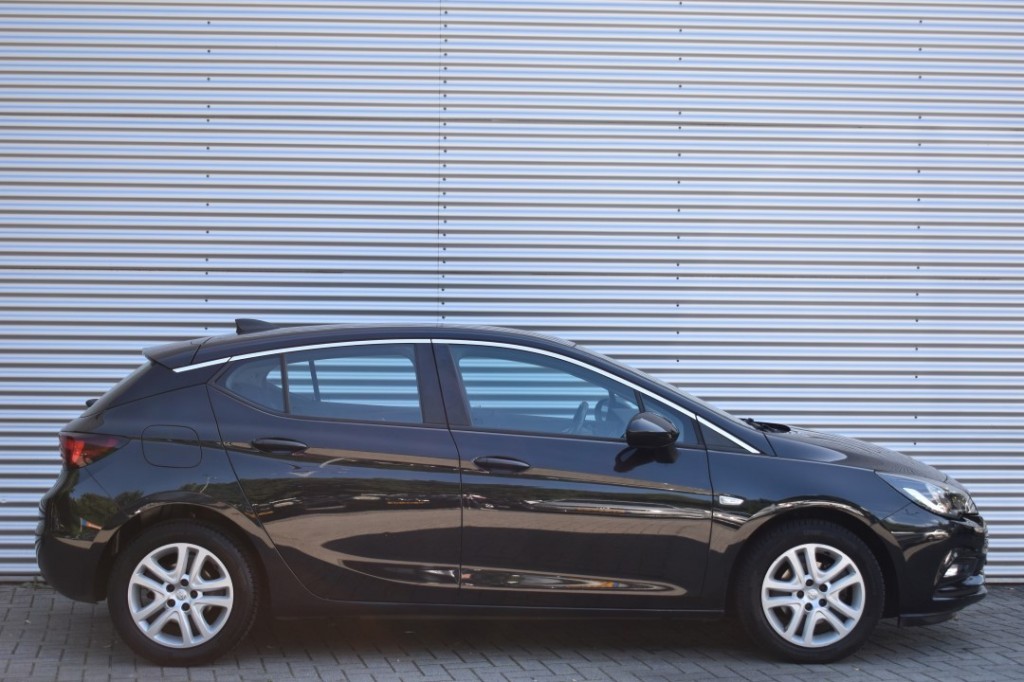 OPEL-ASTRA-1.0 5DRS. EDITION / PCD V+A / APPLE CARPLAY+NAVI / ECC