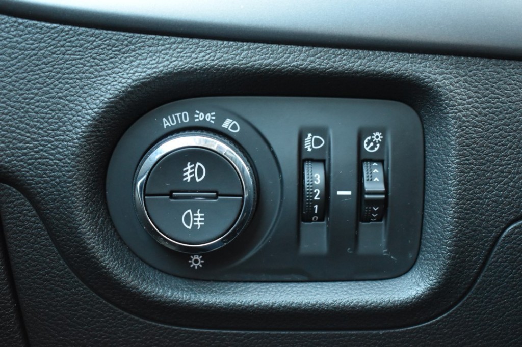 OPEL-ASTRA-1.0 5DRS. EDITION / PCD V+A / APPLE CARPLAY+NAVI / ECC