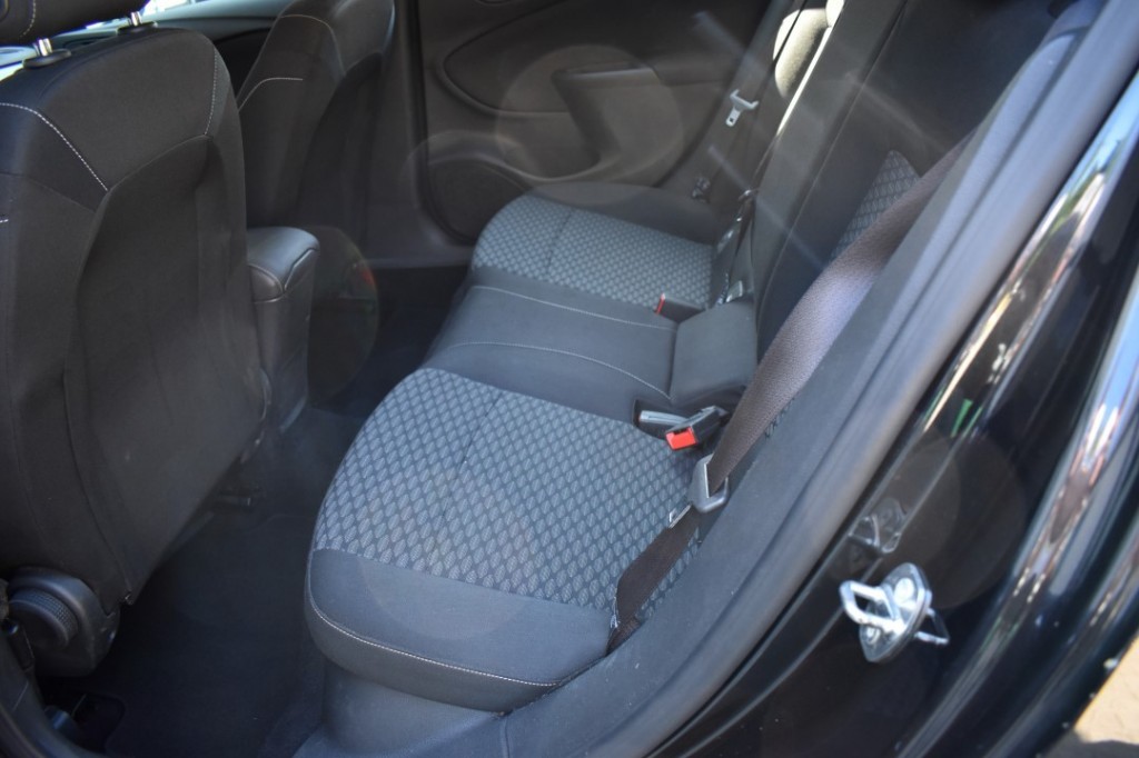 OPEL-ASTRA-1.0 5DRS. EDITION / PCD V+A / APPLE CARPLAY+NAVI / ECC