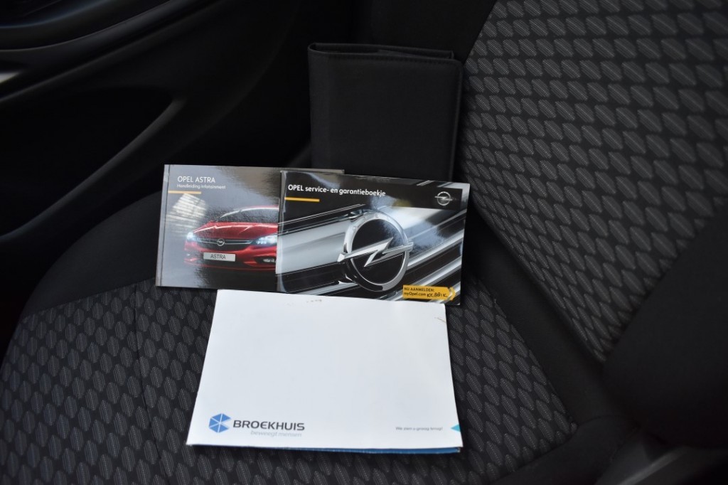 OPEL-ASTRA-1.0 5DRS. EDITION / PCD V+A / APPLE CARPLAY+NAVI / ECC