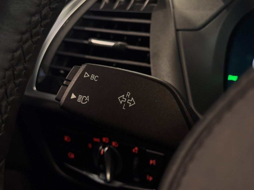 BMW-X3-xDrive20i High Executive M-Sport Pano Trekhaak Camera 20''