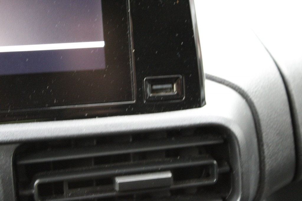 OPEL-COMBO-1.5D L1H1 EDITION 130PK AUTOMAAT Navi PDC Carplay Keyless