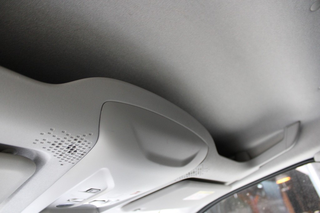 OPEL-COMBO-1.5D L1H1 EDITION 130PK AUTOMAAT Navi PDC Carplay Keyless