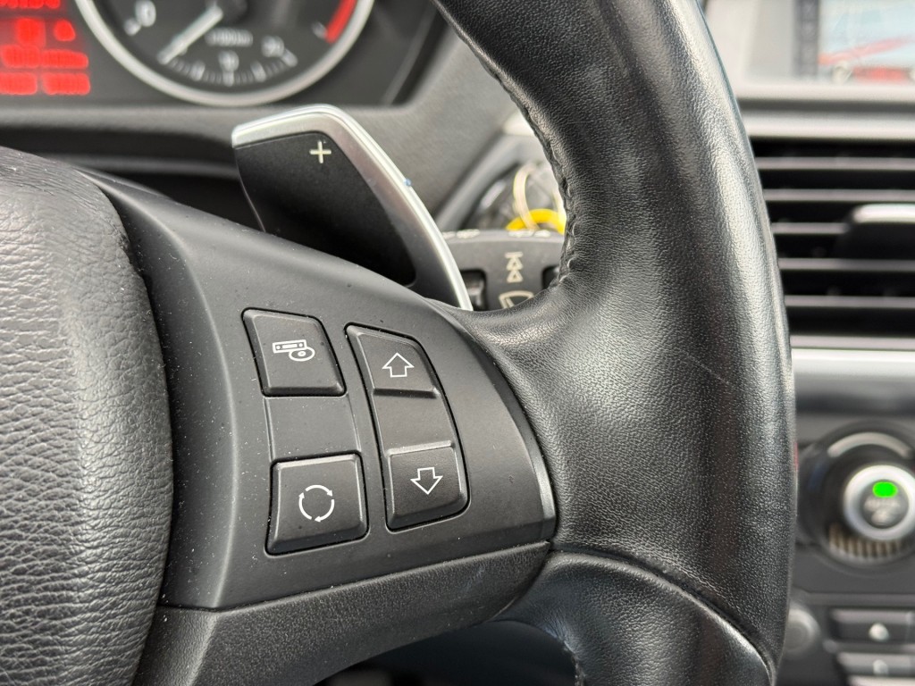 BMW-X5-XDRIVE30d BLP HIGH EXE AUTOMAAT / AIRCO NAVI PANO PDC LEER DAB TREKHAAK