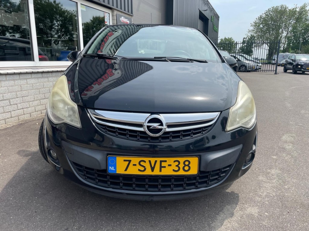 OPEL-CORSA-1.2-16V COSMO