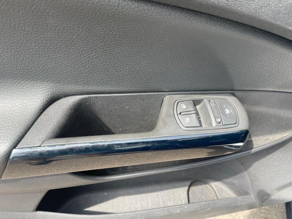 OPEL-CORSA-1.2-16V COSMO