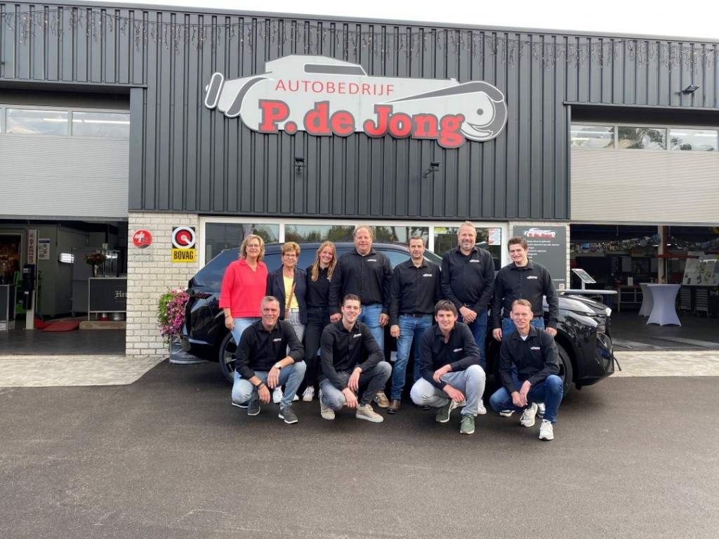 OPEL-CORSA-1.2-16V COSMO