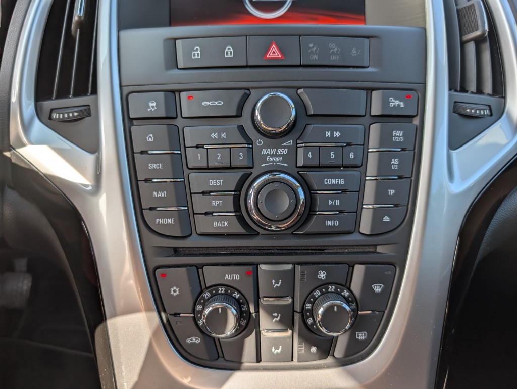 OPEL-ASTRA-1.6 TURBO SPORT, Airco, Cruise, PDC v+a, Trekhaak