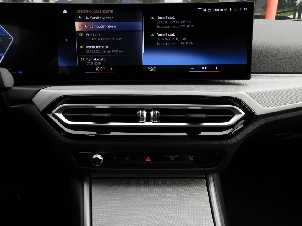 BMW-3-SERIE-320E PLUG-IN HYBRID WIDESCREEN NIEUW MODEL