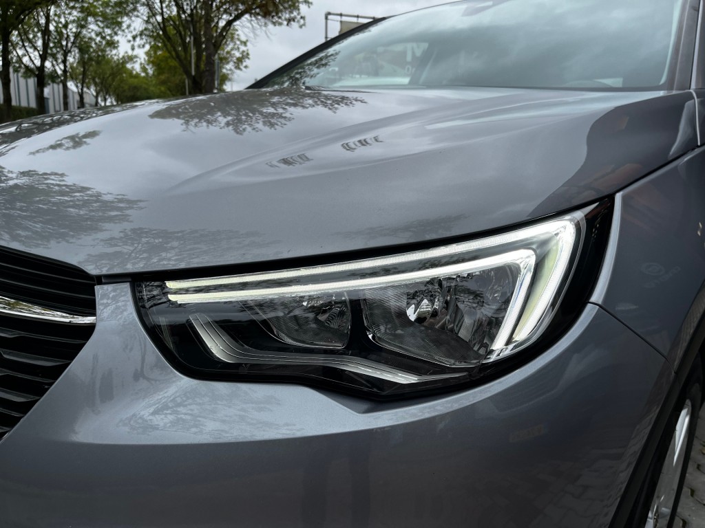 OPEL-GRANDLAND X-1.2 TURBO BUSINESS +