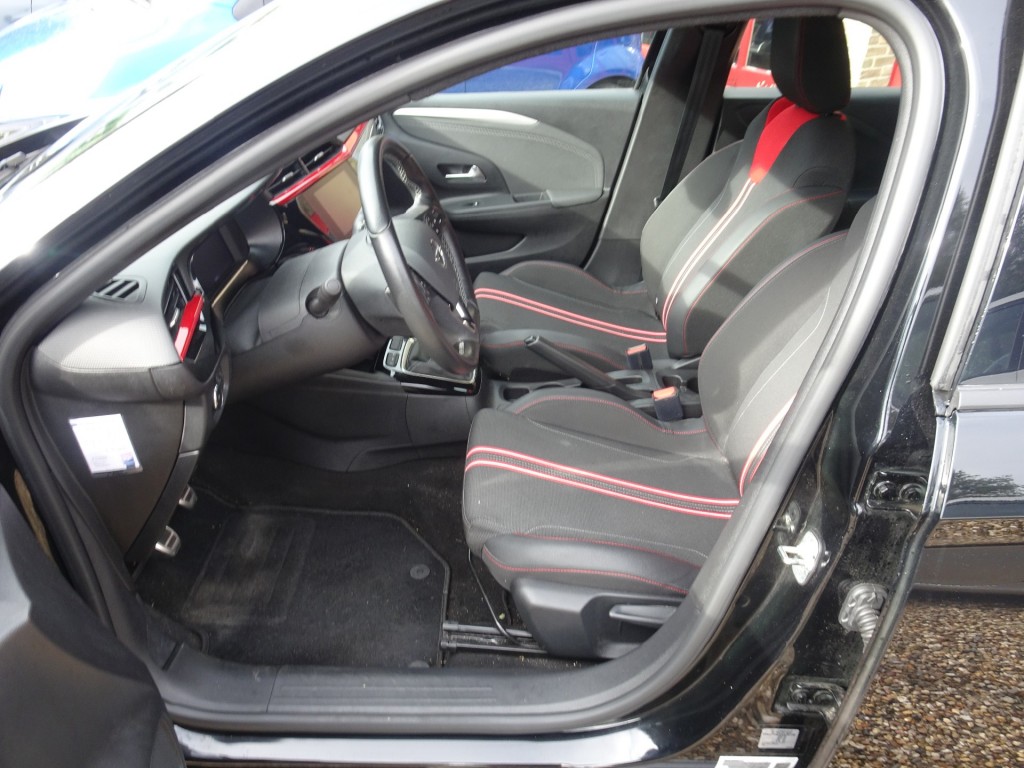 OPEL-CORSA-1.2 GS LINE