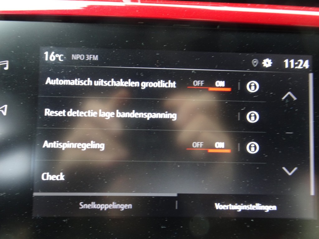 OPEL-CORSA-1.2 GS LINE