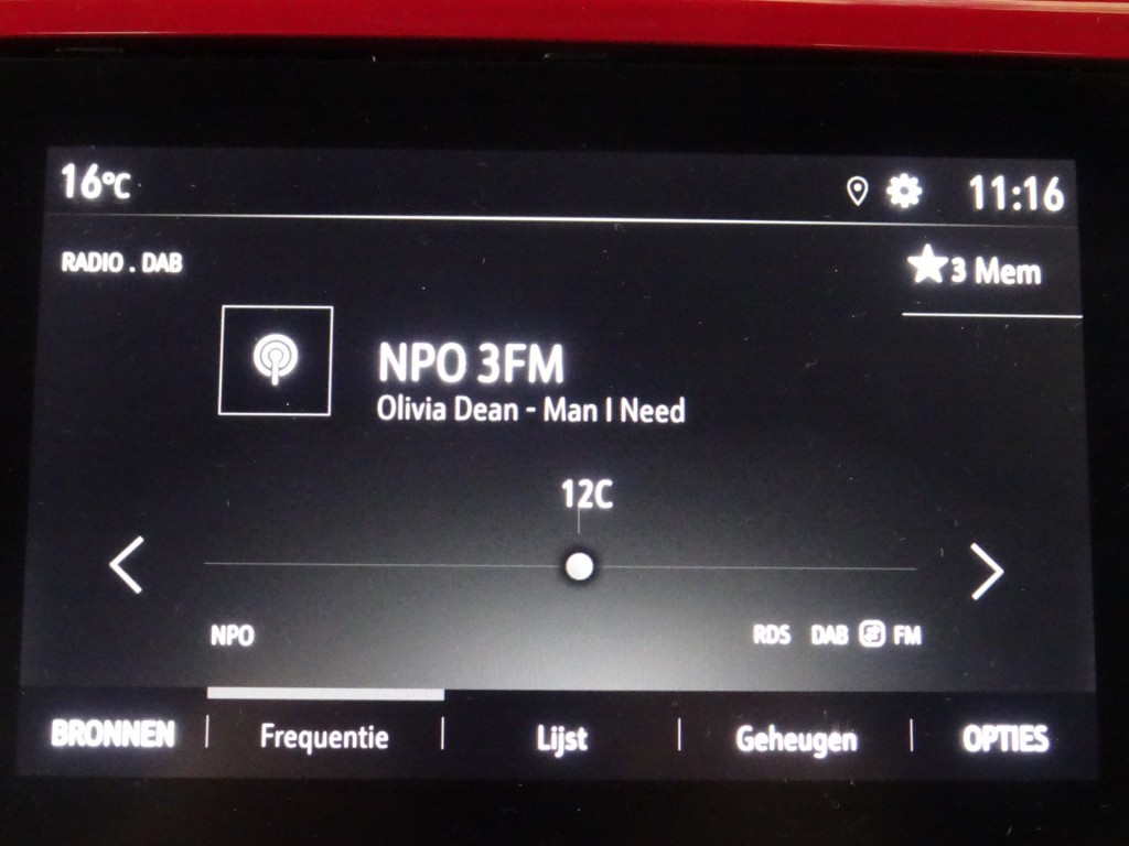 OPEL-CORSA-1.2 GS LINE