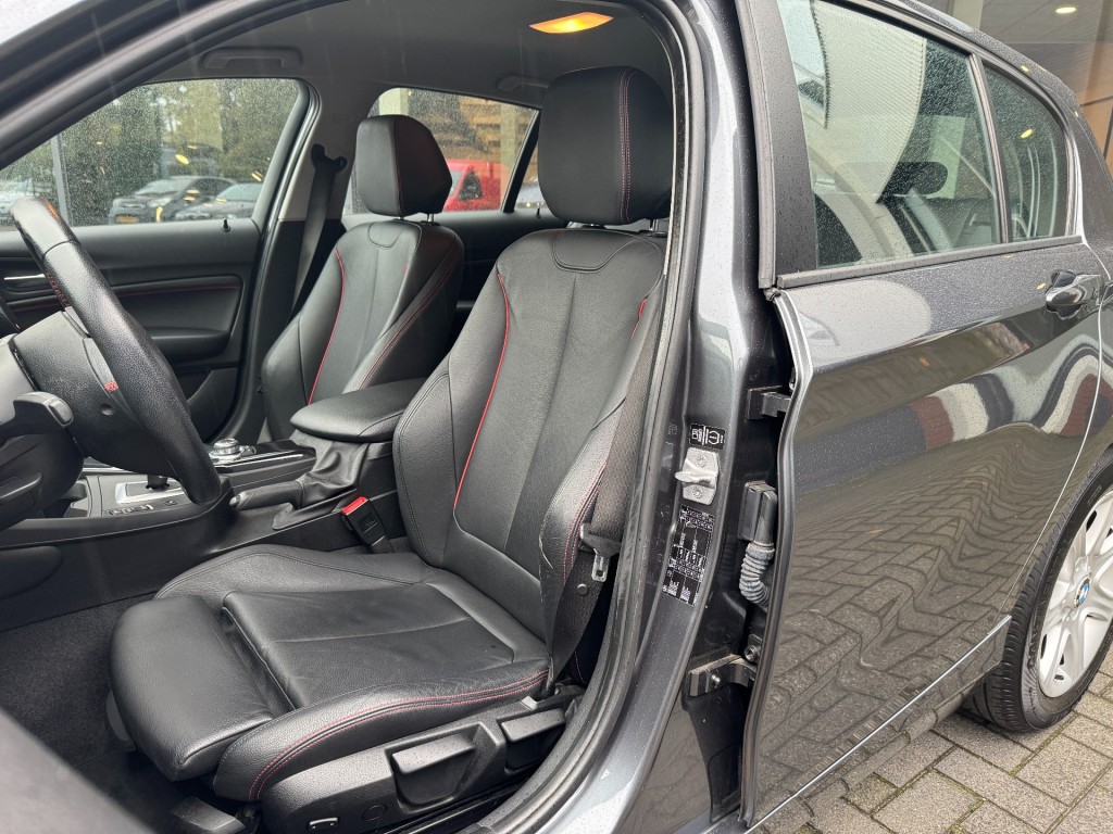 BMW-1-SERIE-118i 170pk Sportline,Leer,Xenon,Navi,Clima,Cruise,Dealer OH