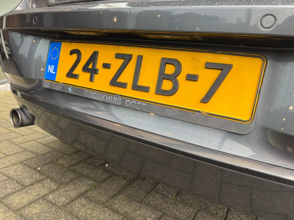 BMW-1-SERIE-118i 170pk Sportline,Leer,Xenon,Navi,Clima,Cruise,Dealer OH