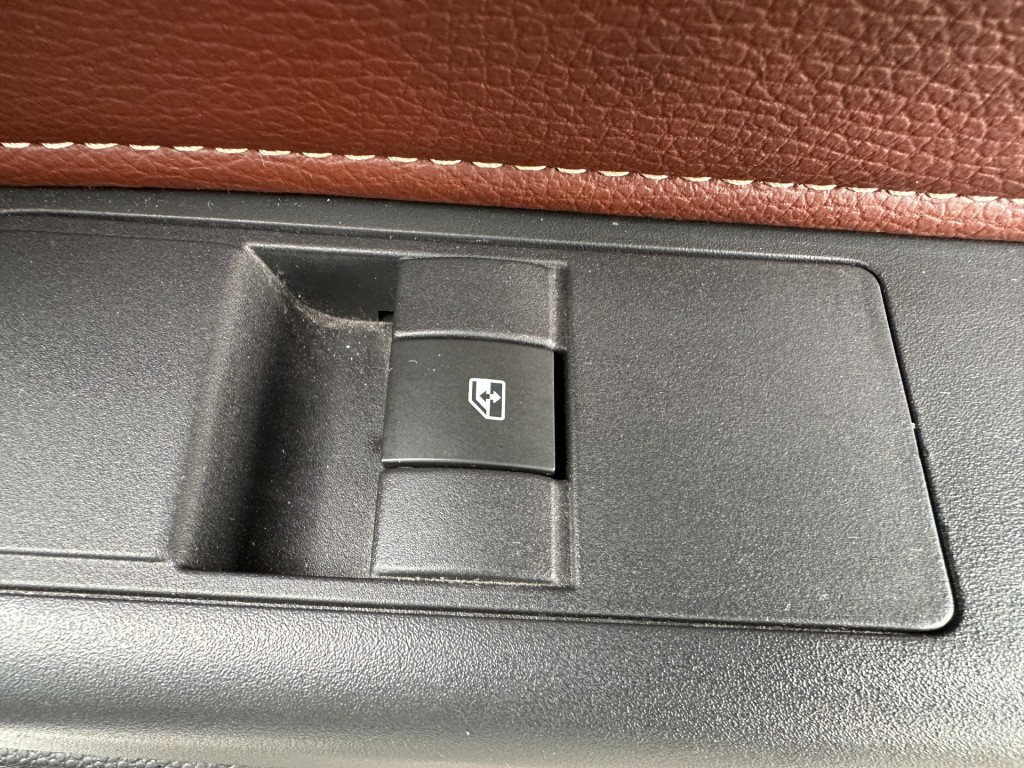 OPEL-ASTRA-Cabriolet 1.8 Cosmo Navigatie Leder stoelverw.