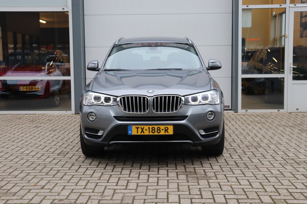 BMW-X3-XDRIVE 20I HIGH EXECUTIVE AUT/HEAD.UP/KEYLESS/ADAP.CR/LANEW.