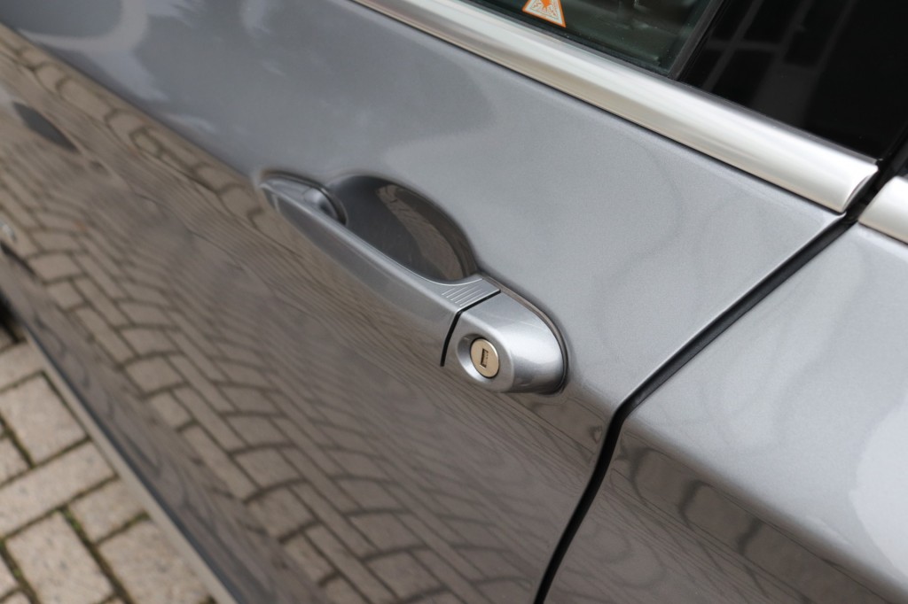 BMW-X3-XDRIVE 20I HIGH EXECUTIVE AUT/HEAD.UP/KEYLESS/ADAP.CR/LANEW.