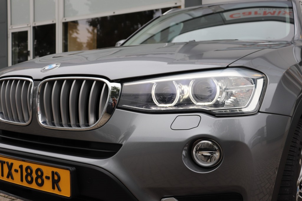 BMW-X3-XDRIVE 20I HIGH EXECUTIVE AUT/HEAD.UP/KEYLESS/ADAP.CR/LANEW.